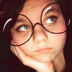 Meet your Posher, Leia